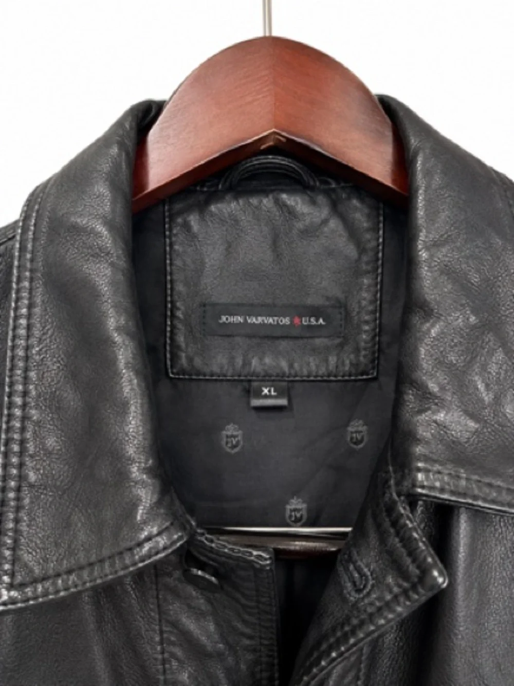 John Varvatos Men's Black Leather Sheep Skin Trucker Button-Front Jacket - Picture 4 of 4